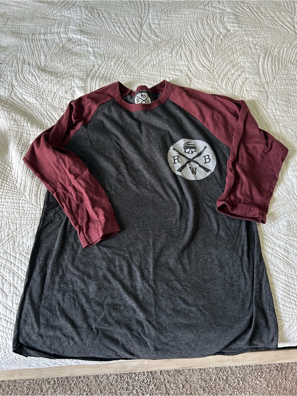 Women’s Two-Tone Raglan Baseball Tee in Maroon and Charcoal